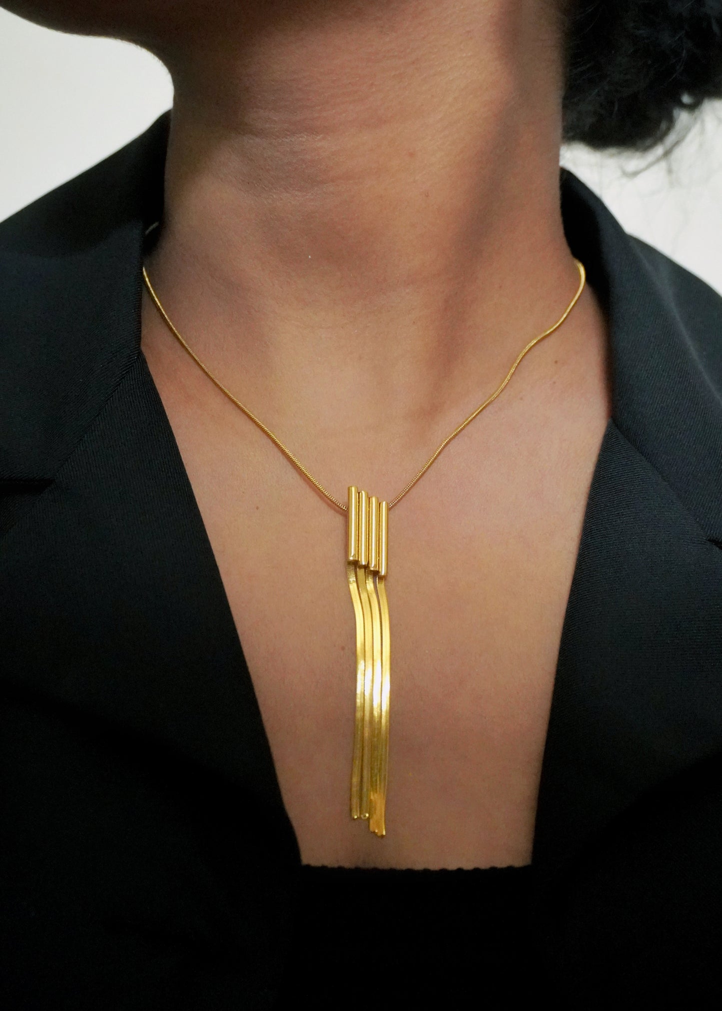 The Lira Drop Necklace