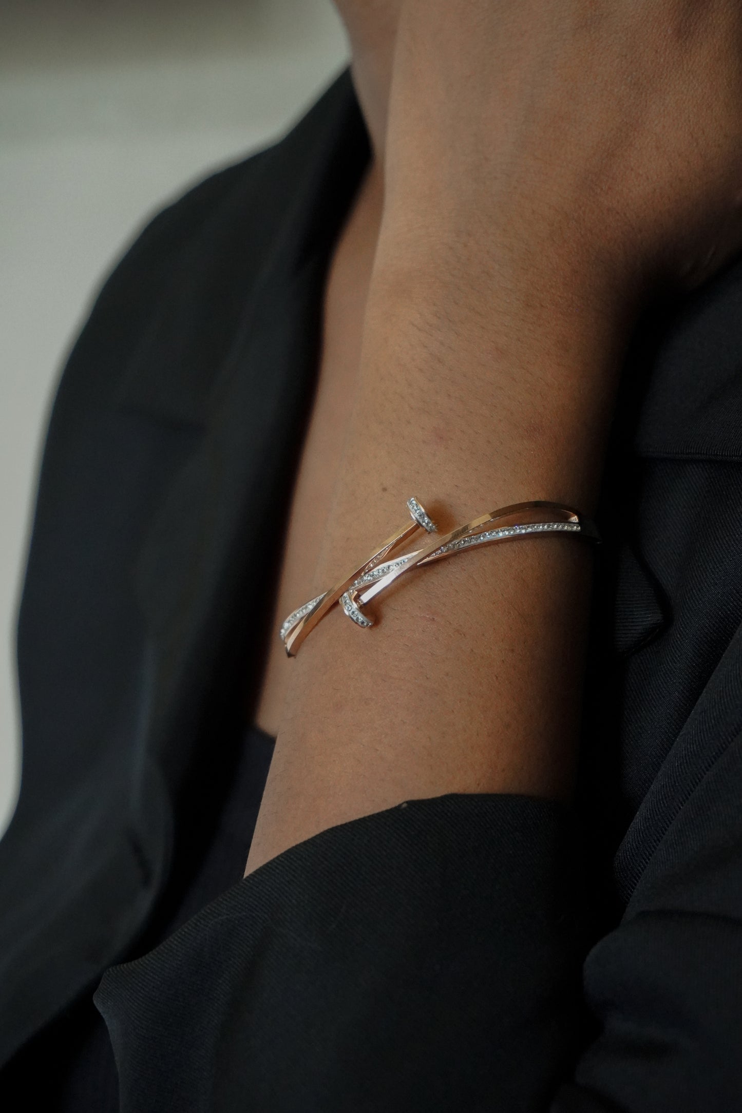 Crossover gleam cuff bracelet