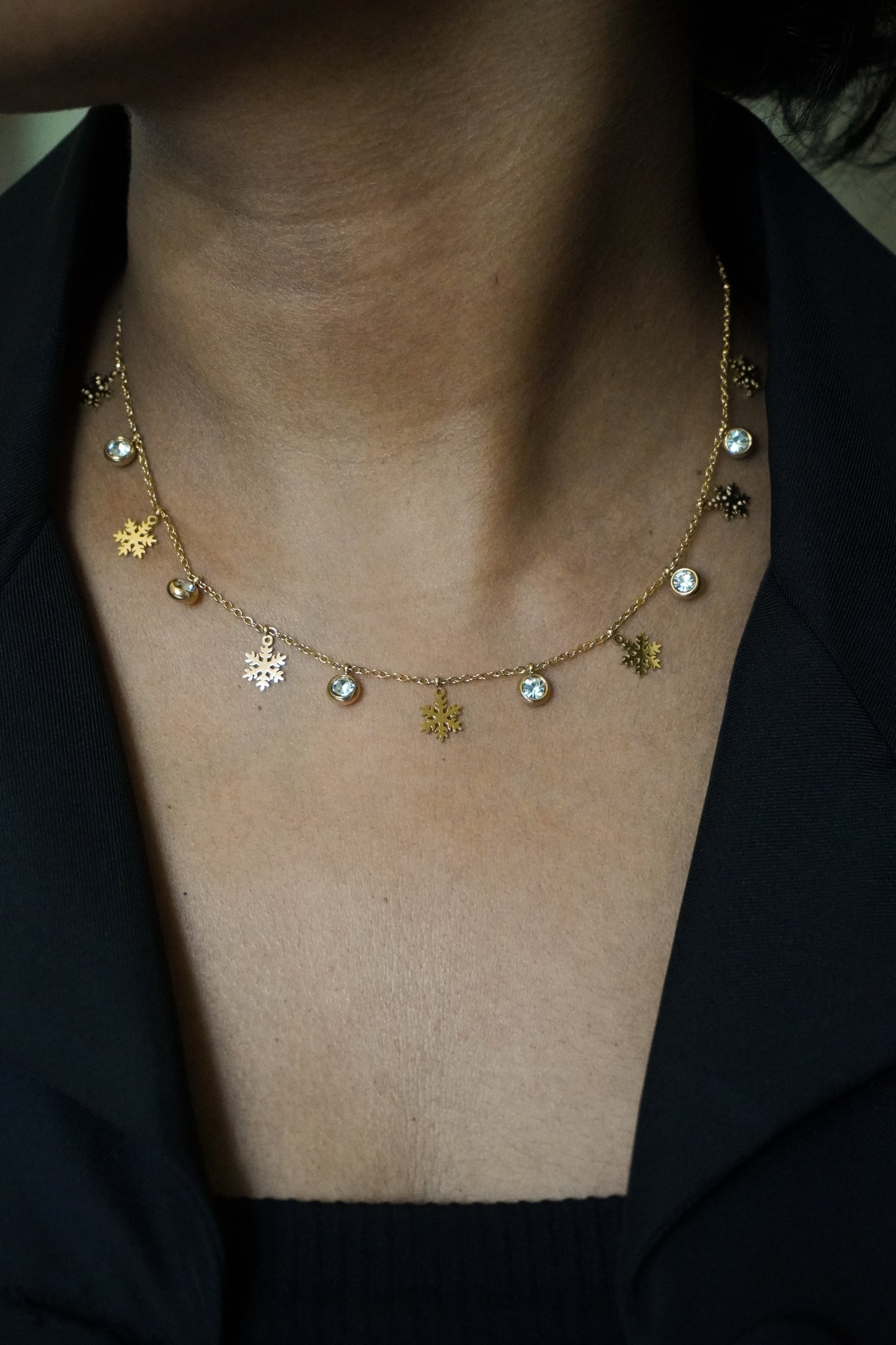 Snowflakes crystal charm necklace
