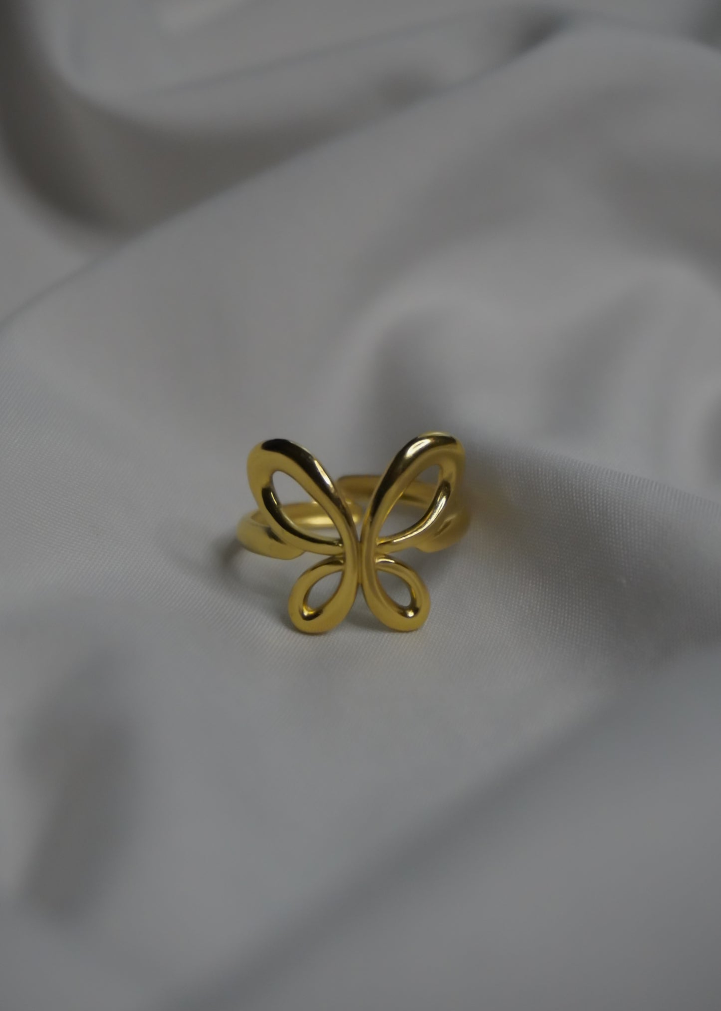 Petal Knot Gold Ring