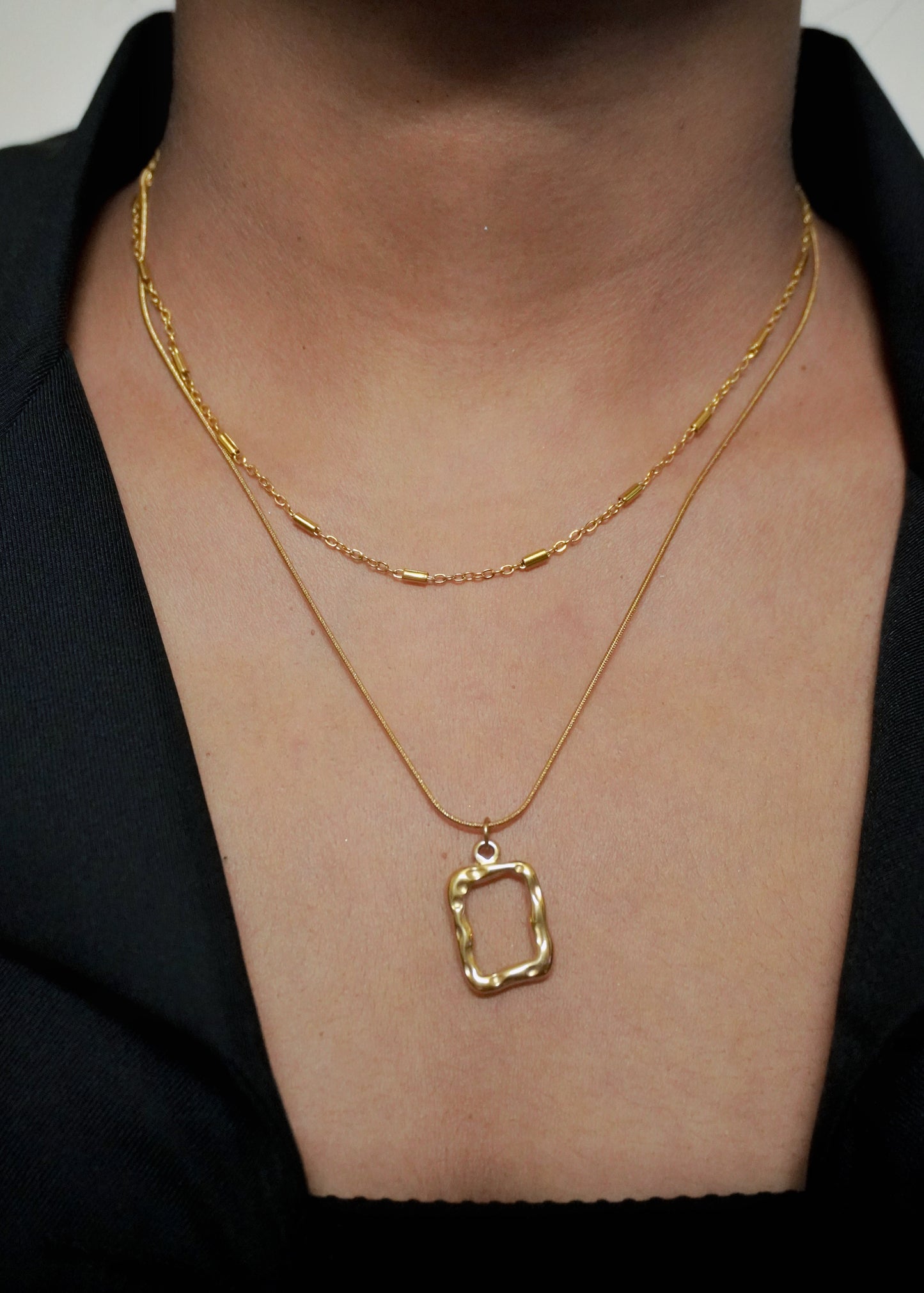 Ripple Frame Dual Layer Necklace